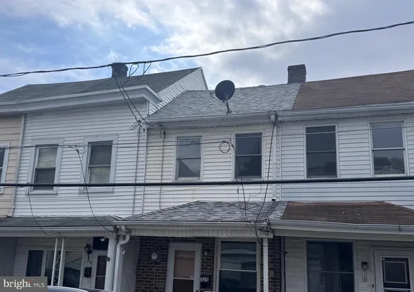 $64,900 | 325 New Castle Street, Minersville, PA 17954