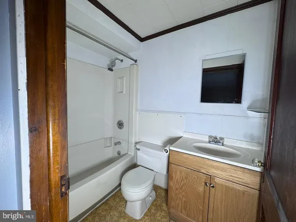 $64,900 | 325 New Castle Street, Minersville, PA 17954