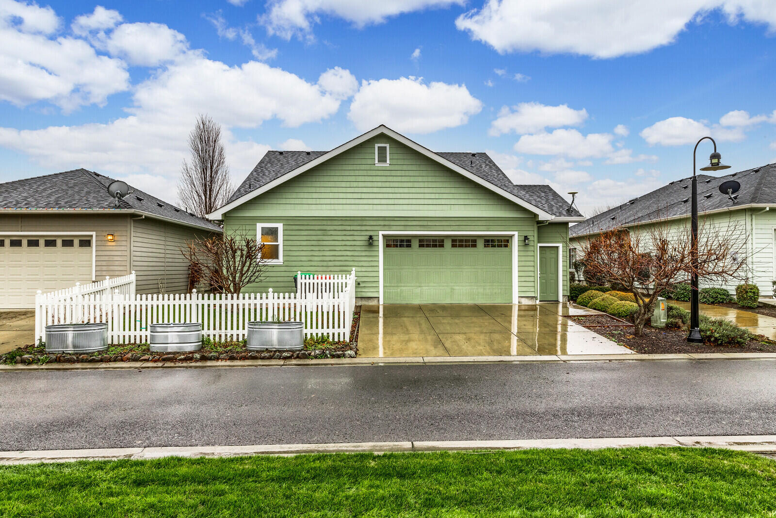 676 Grouse Ridge Drive Central Point, OR 97502 - Photo 6 of 44 09_GR_9_mls
