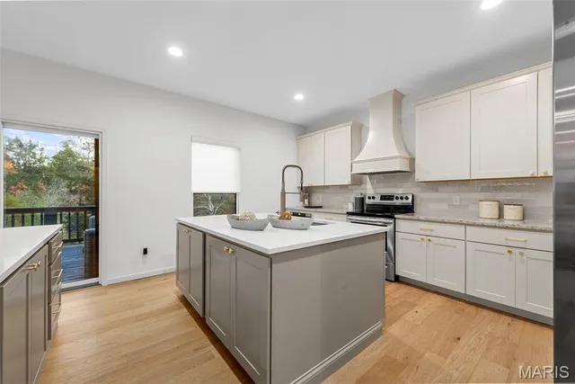 $584,900 | 512 Copper Stone Drive, Wentzville, MO 63385