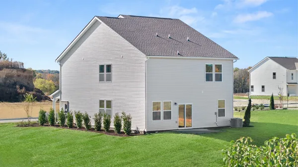 $348,990 | 544 Emerson Lane, Westmoreland, TN 37186