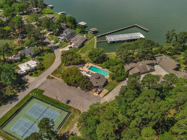 $390,000 | 15211 Jamaica Drive, Willis, TX 77318