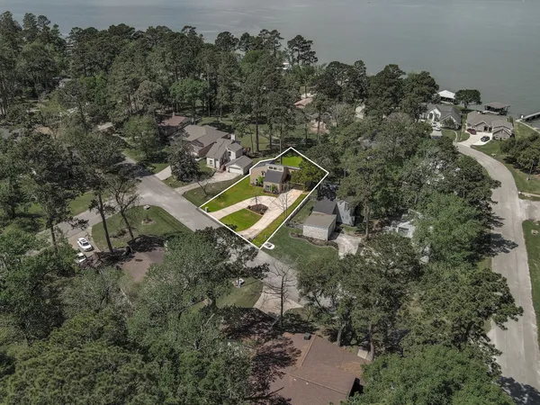 $390,000 | 15211 Jamaica Drive, Willis, TX 77318