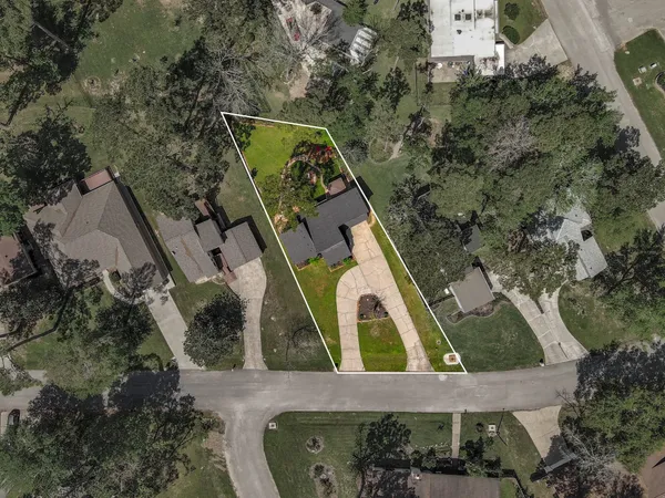 $390,000 | 15211 Jamaica Drive, Willis, TX 77318