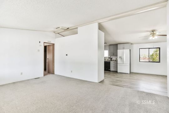 1329 North Clifford Street Ridgecrest, CA 93555 - Photo 5 of 34 Gallery Image 5