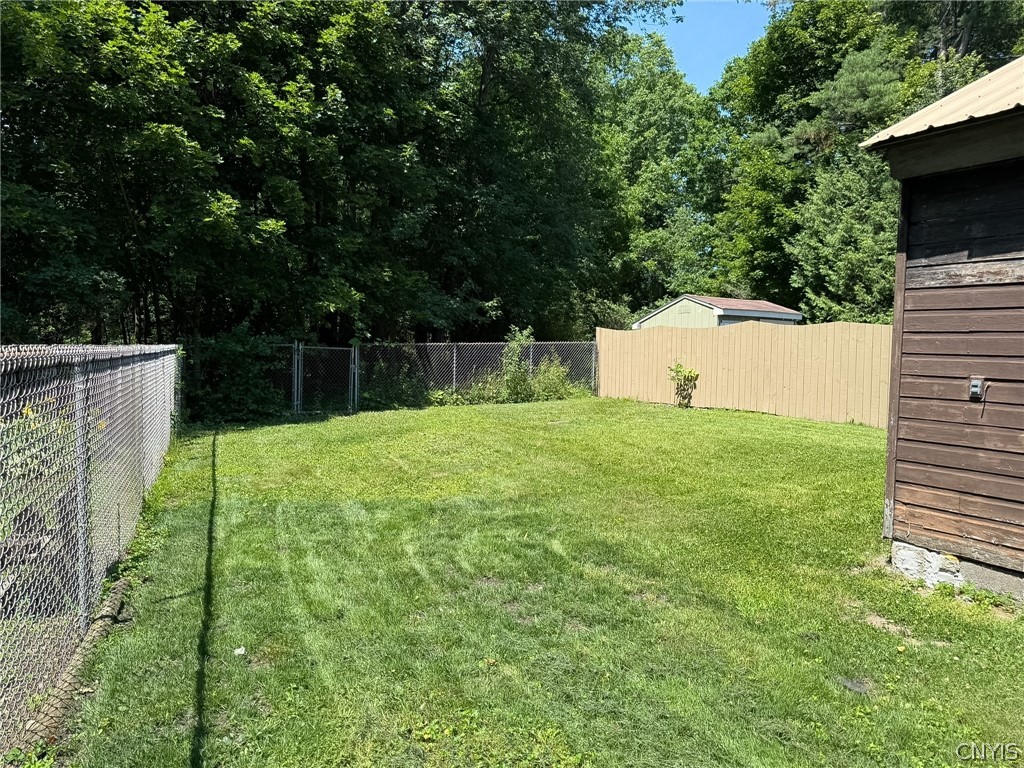 503 Millbrook Road Rome, NY 13440 - Photo 5 of 31 Spacious rear yard