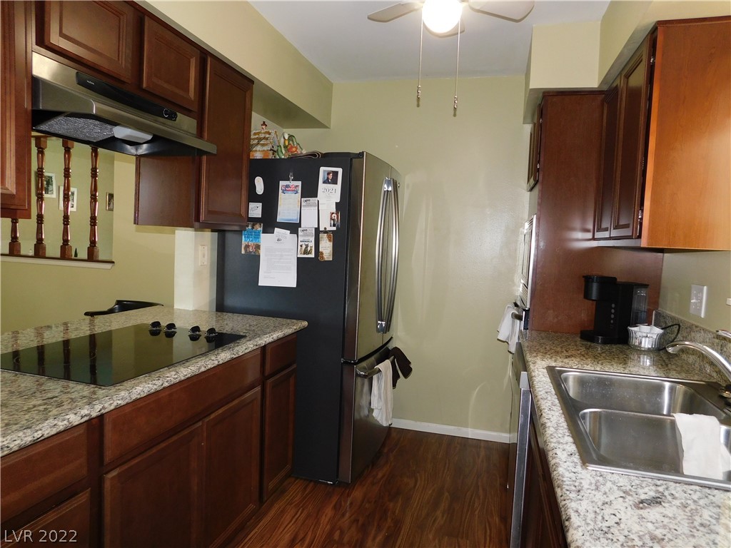 3394 South Pecos Road Las Vegas, NV 89121 - Photo 8 of 24 Gallery Image 8