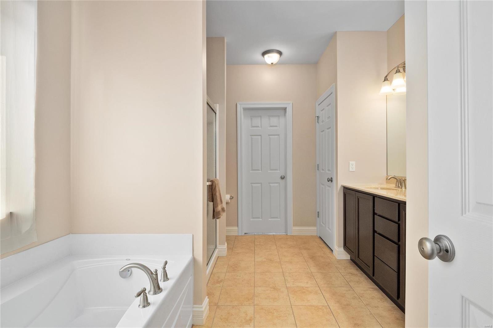 1298 Spring Lilly Drive High Ridge, MO 63049 - Photo 19 of 44
