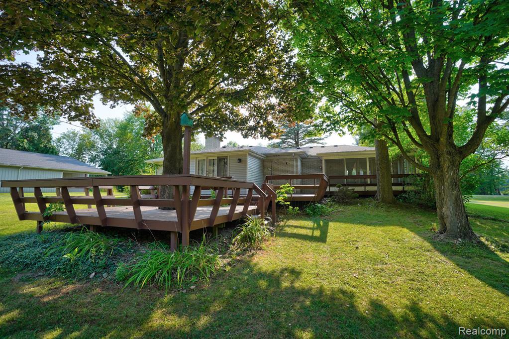 4671 Rochester Road Dryden, MI 48428 - Photo 5 of 57