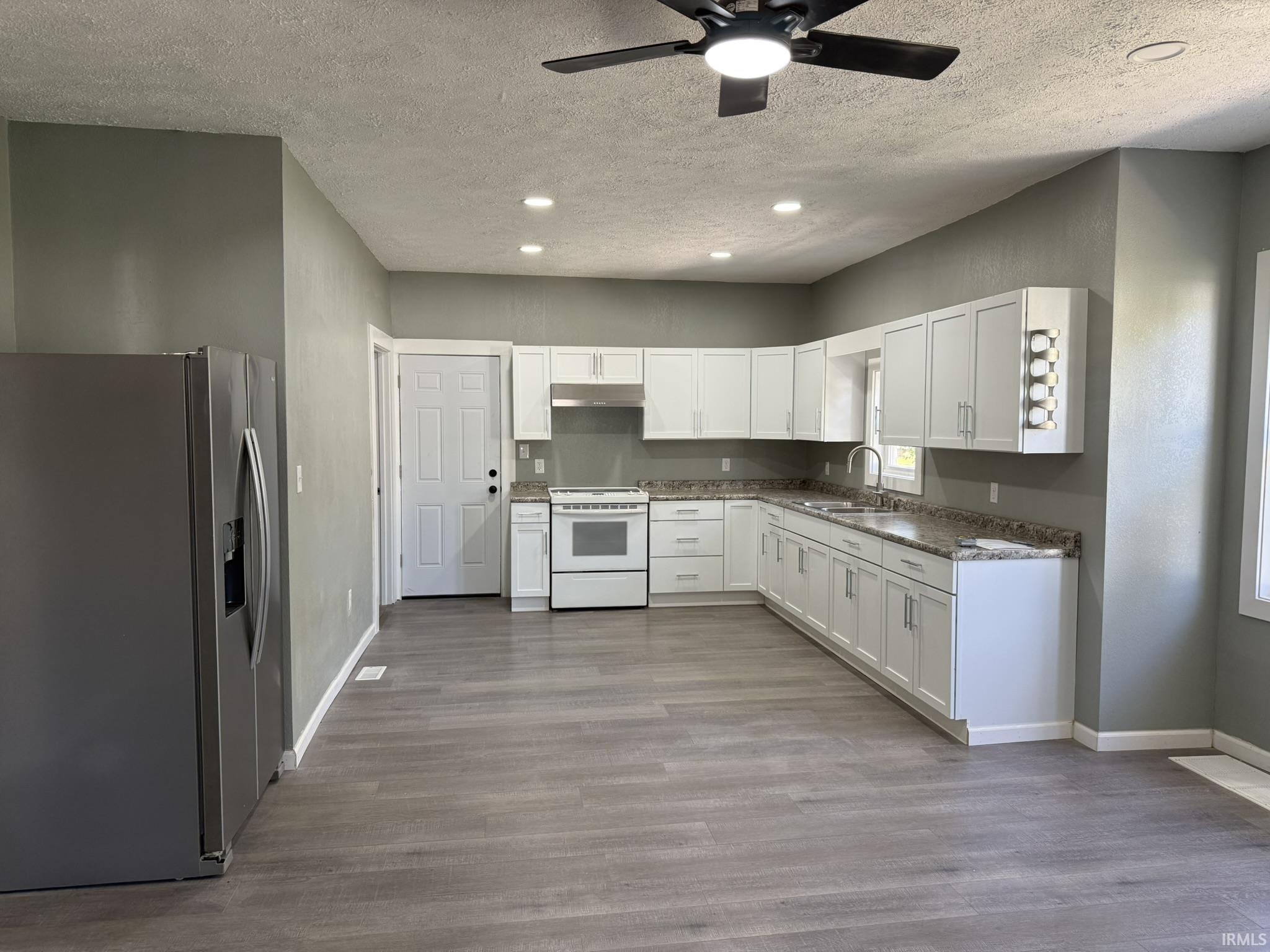 203 West Walnut Street Washington, IN 47501 - Photo 13 of 27