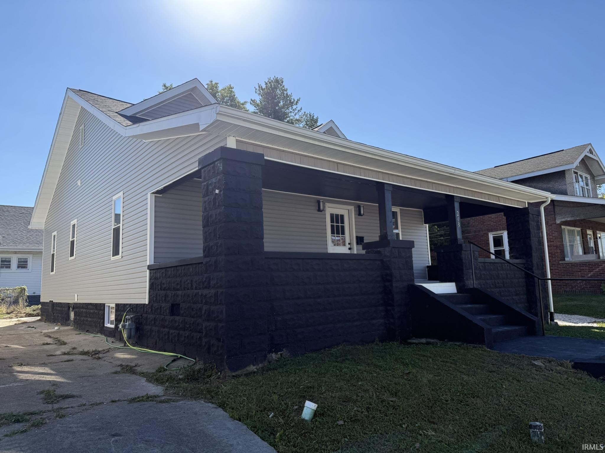 203 West Walnut Street Washington, IN 47501 - Photo 6 of 27