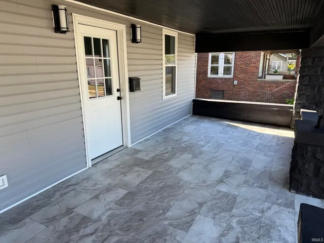 $169,000 | 203 West Walnut Street, Washington, IN 47501