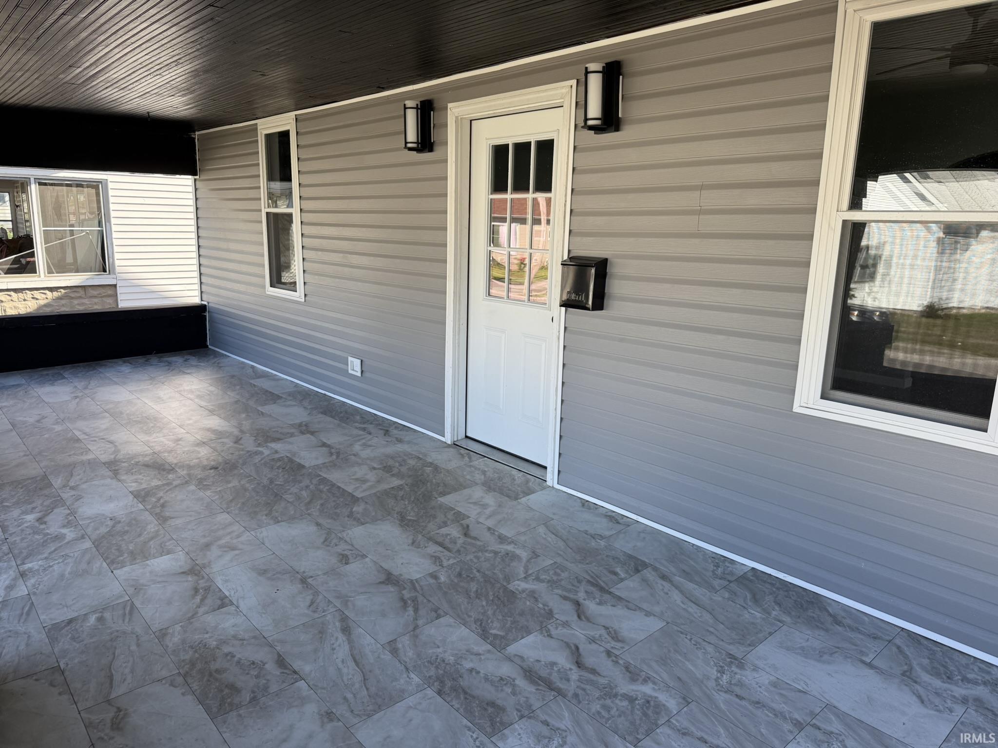 203 West Walnut Street Washington, IN 47501 - Photo 9 of 27