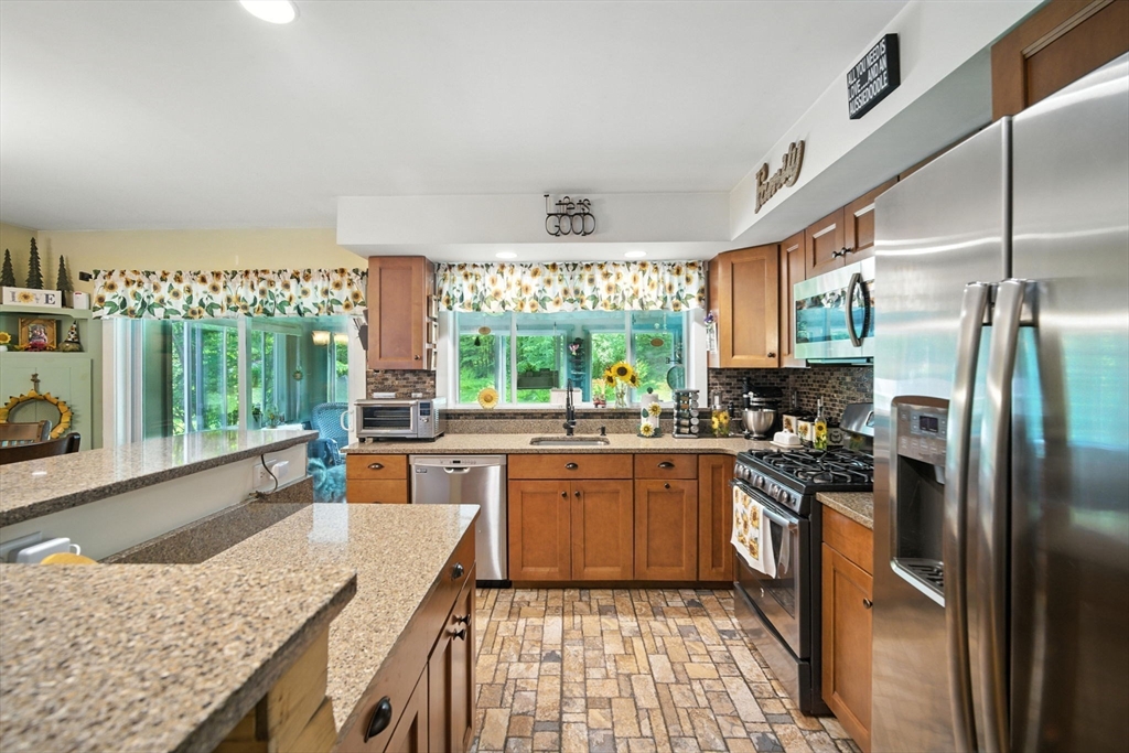 111 Green River Road Colrain, MA 01340 - Photo 9 of 42 Gallery Image 9