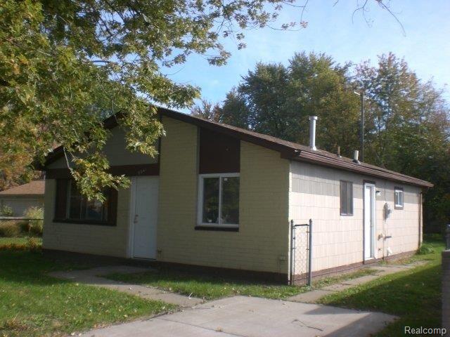 6941 Beech Daly Road Taylor, MI 48180 - Photo 1 of 4 261-892600-front