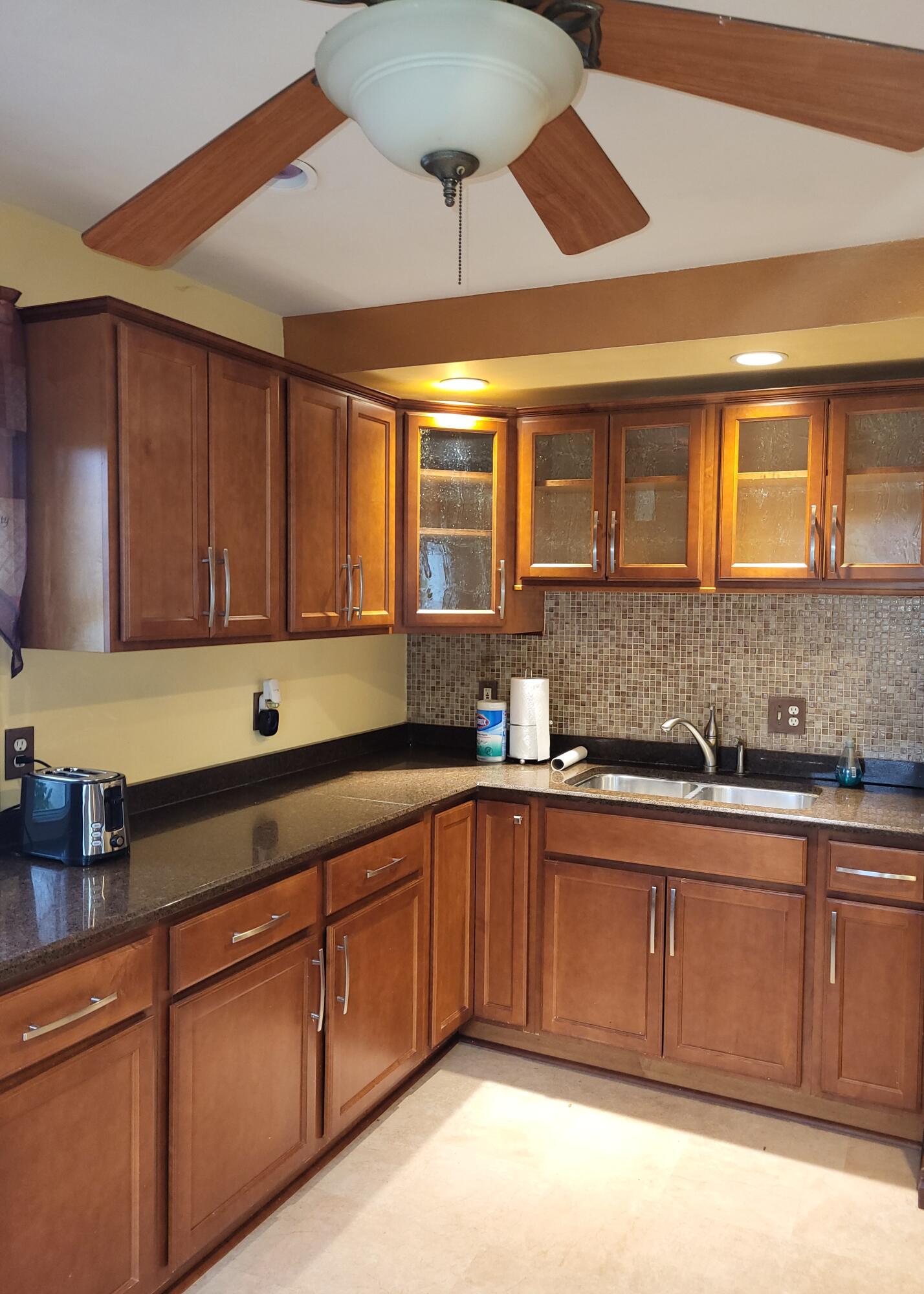 7043 Beloit Road West Allis, WI 53219 - Photo 12 of 22 20260427_111847