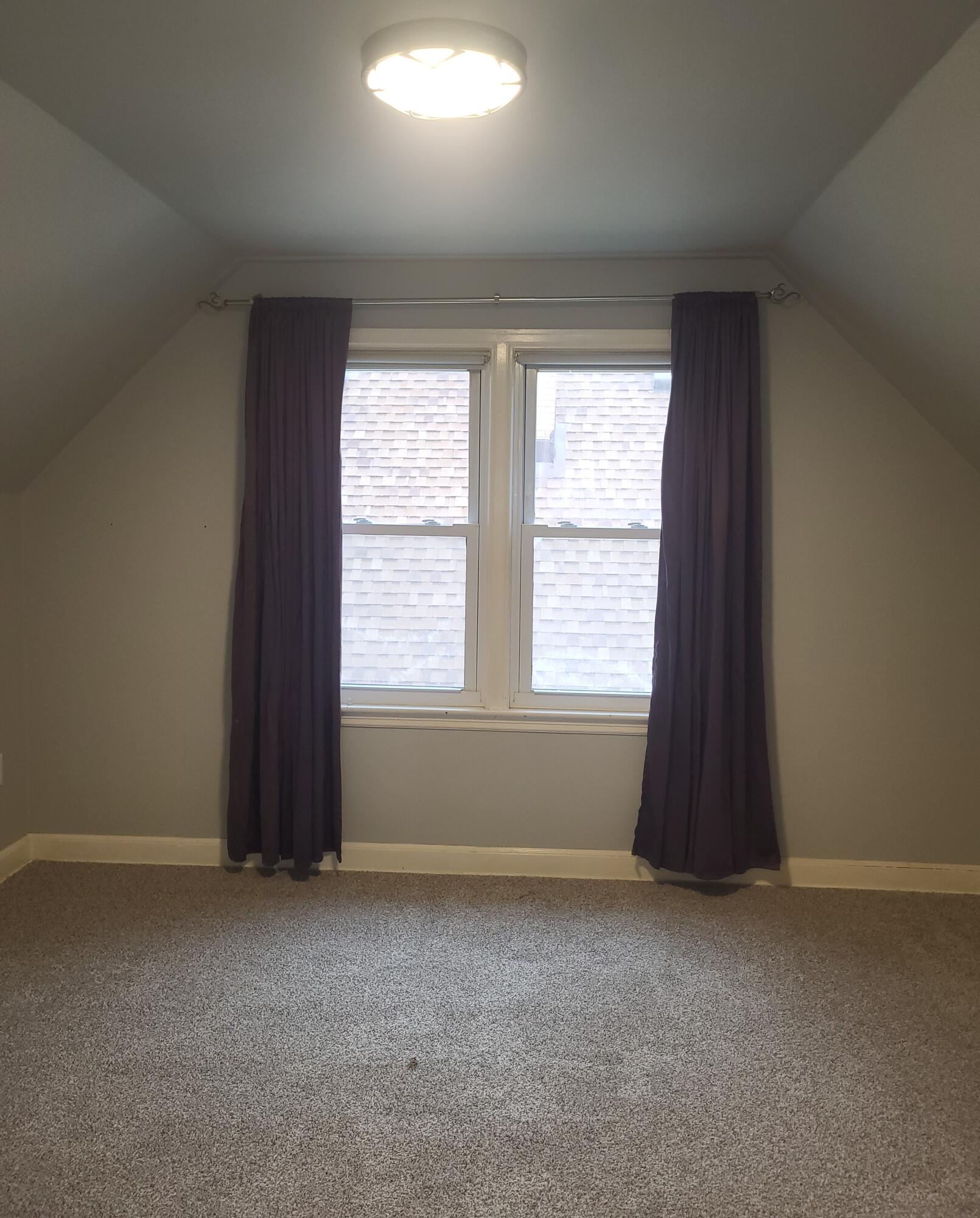 7043 Beloit Road West Allis, WI 53219 - Photo 14 of 22 20260427_112322