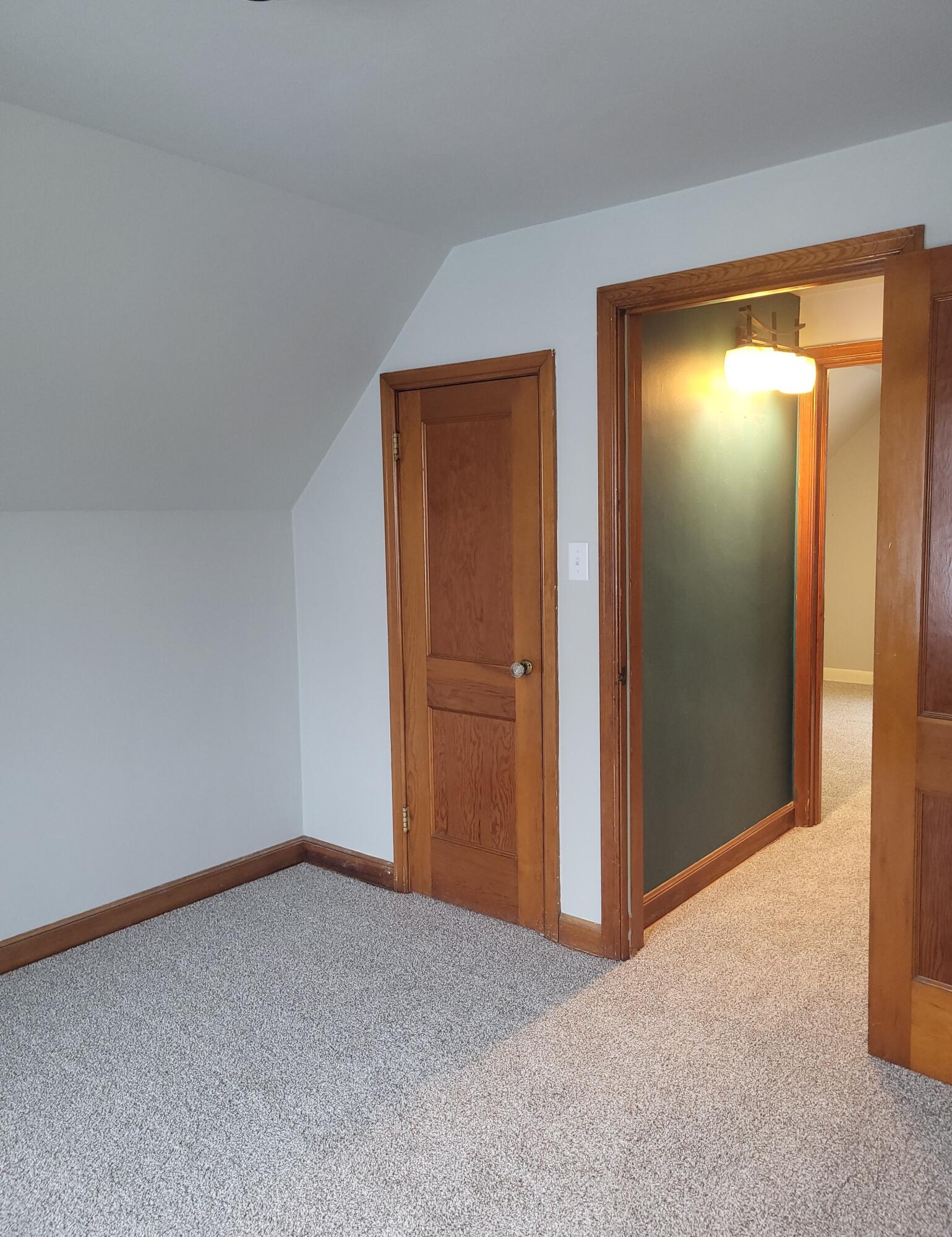 7043 Beloit Road West Allis, WI 53219 - Photo 15 of 22 20260427_112333