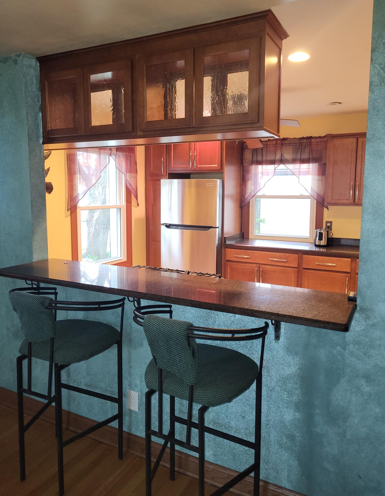 7043 Beloit Road West Allis, WI 53219 - Photo 4 of 22 20260427_111745