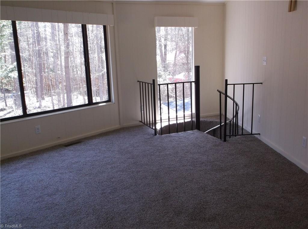514 Saddletree Road Thomasville, NC 27360 - Photo 2 of 9 Gallery Image 2