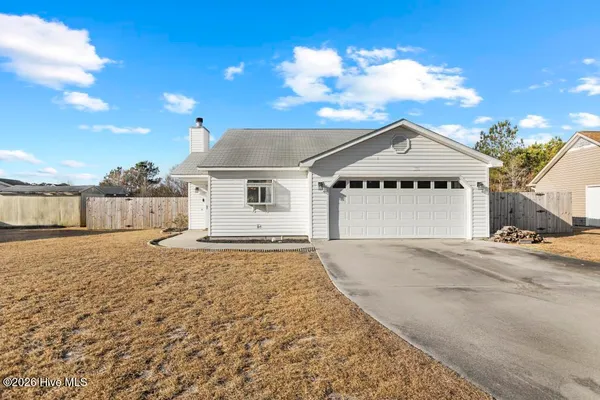 $243,000 | 203 Inman Court, Hubert, NC 28539