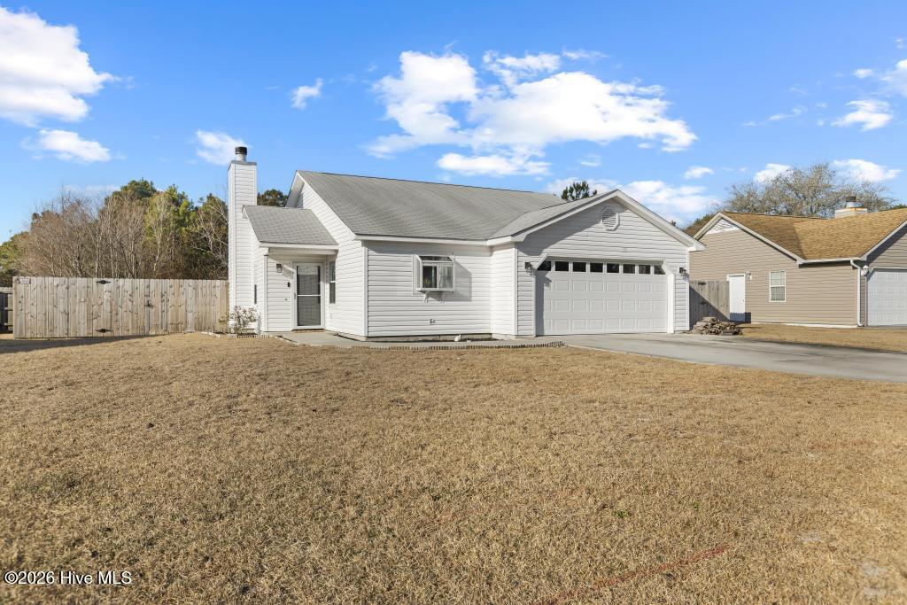 203 Inman Court Hubert, NC 28539 - Photo 4 of 40 425A2703