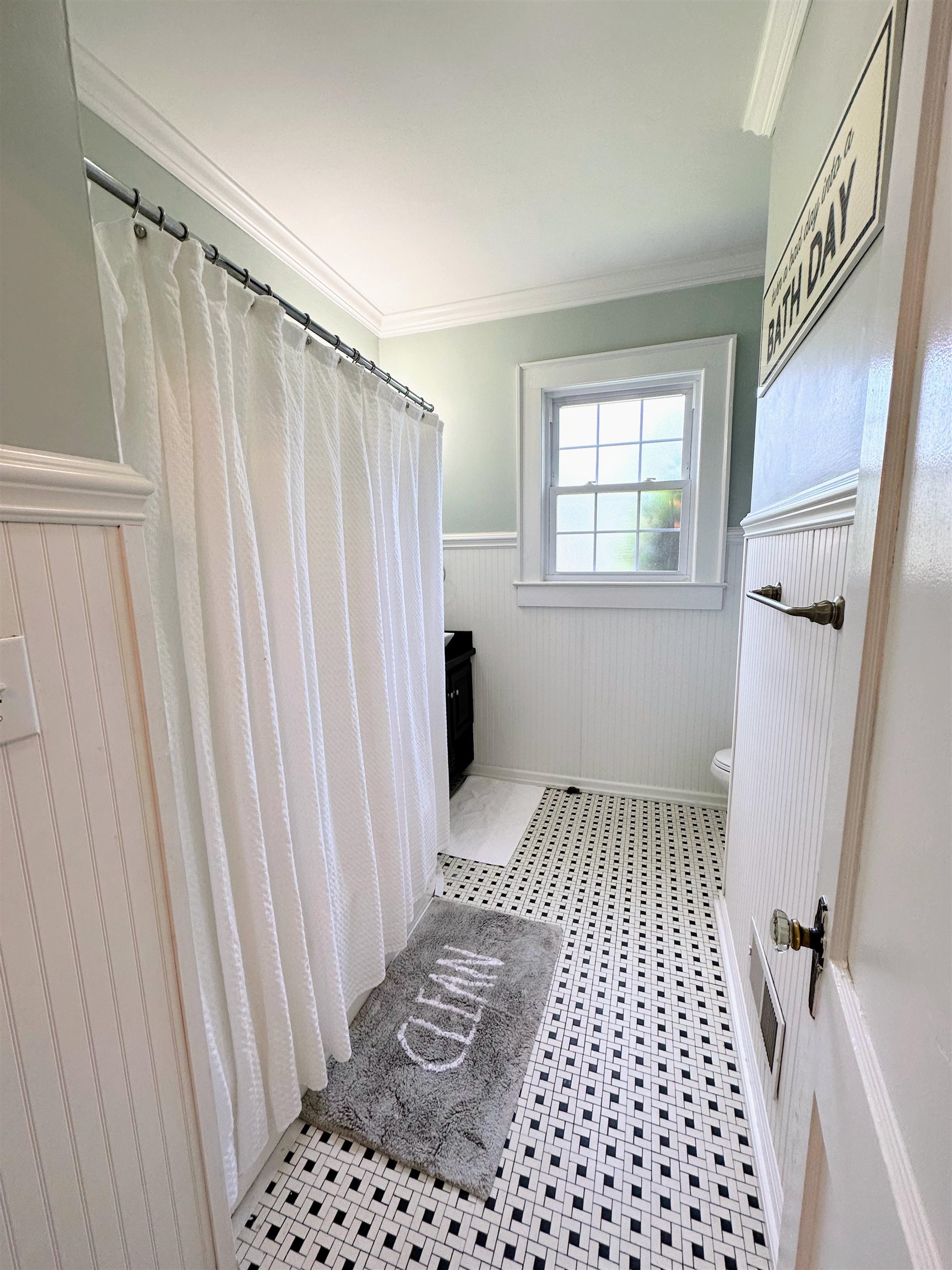 715 South Limestone Street Gaffney, SC 29340 - Photo 10 of 13 Gallery Image 10