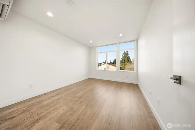 $514,950 | 1055 South Cloverdale Street, Seattle, WA 98108