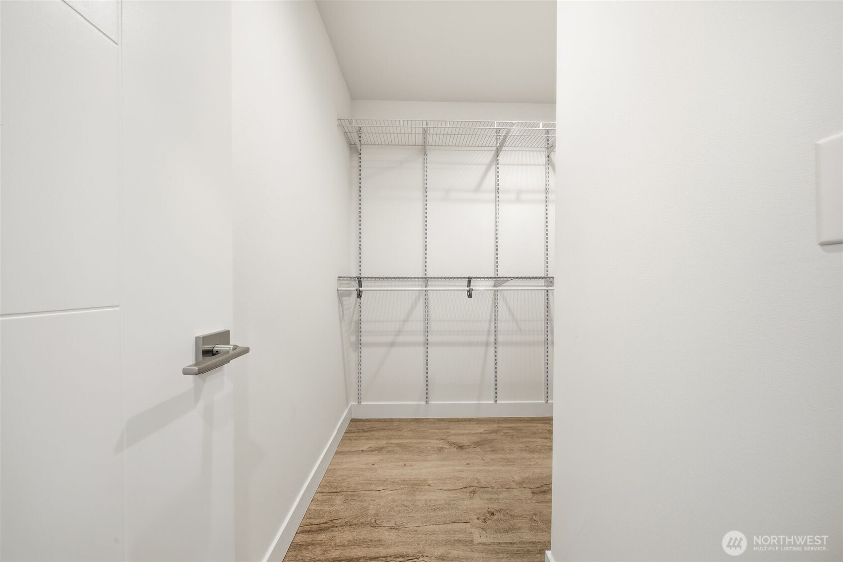 1055 South Cloverdale Street Seattle, WA 98108 - Photo 19 of 37