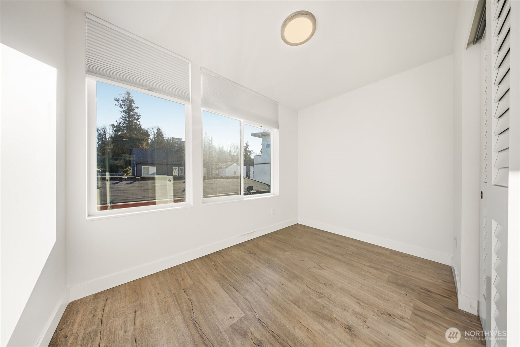 1055 South Cloverdale Street Seattle, WA 98108 - Photo 26 of 37