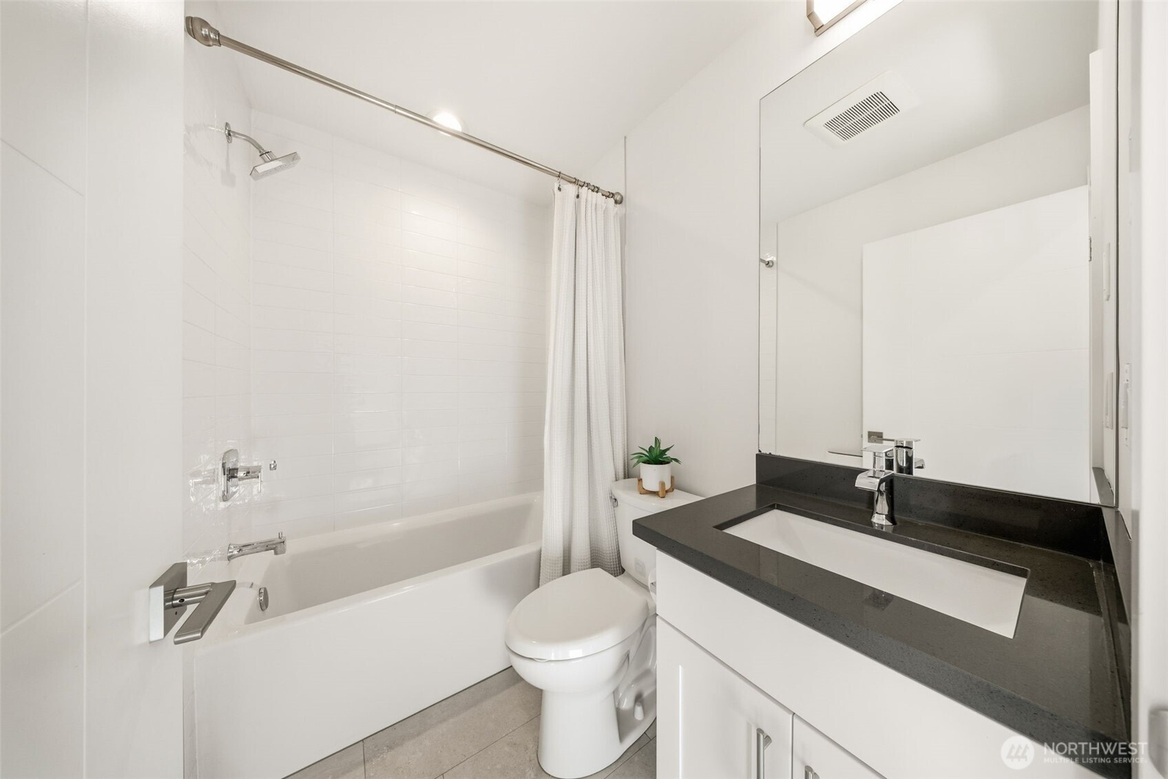 1055 South Cloverdale Street Seattle, WA 98108 - Photo 27 of 37