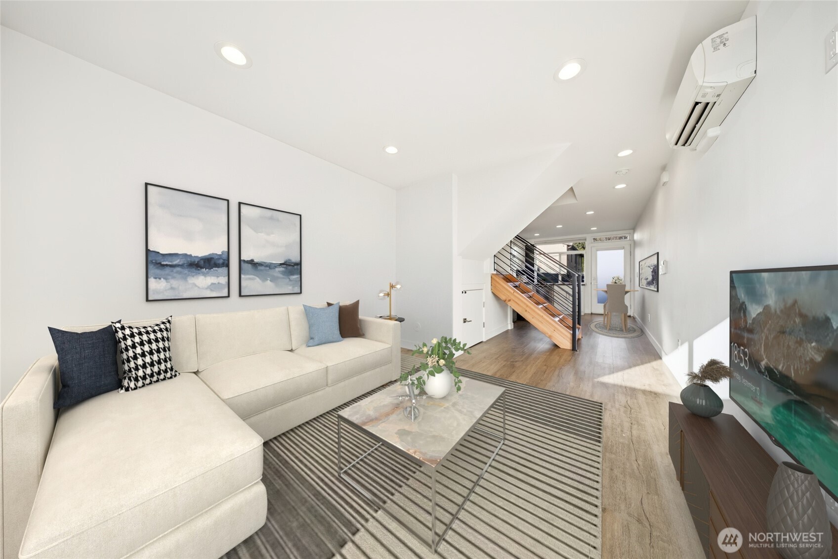 1055 South Cloverdale Street Seattle, WA 98108 - Photo 8 of 37