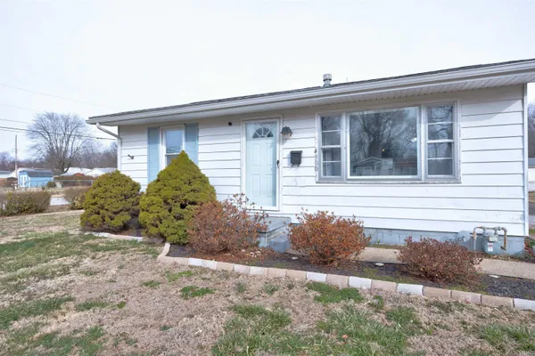 $160,000 | 4300 East Riverside Drive, Evansville, IN 47714
