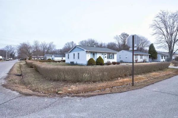 $160,000 | 4300 East Riverside Drive, Evansville, IN 47714