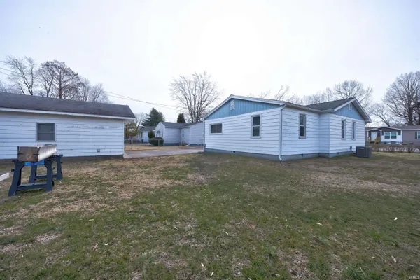 $160,000 | 4300 East Riverside Drive, Evansville, IN 47714