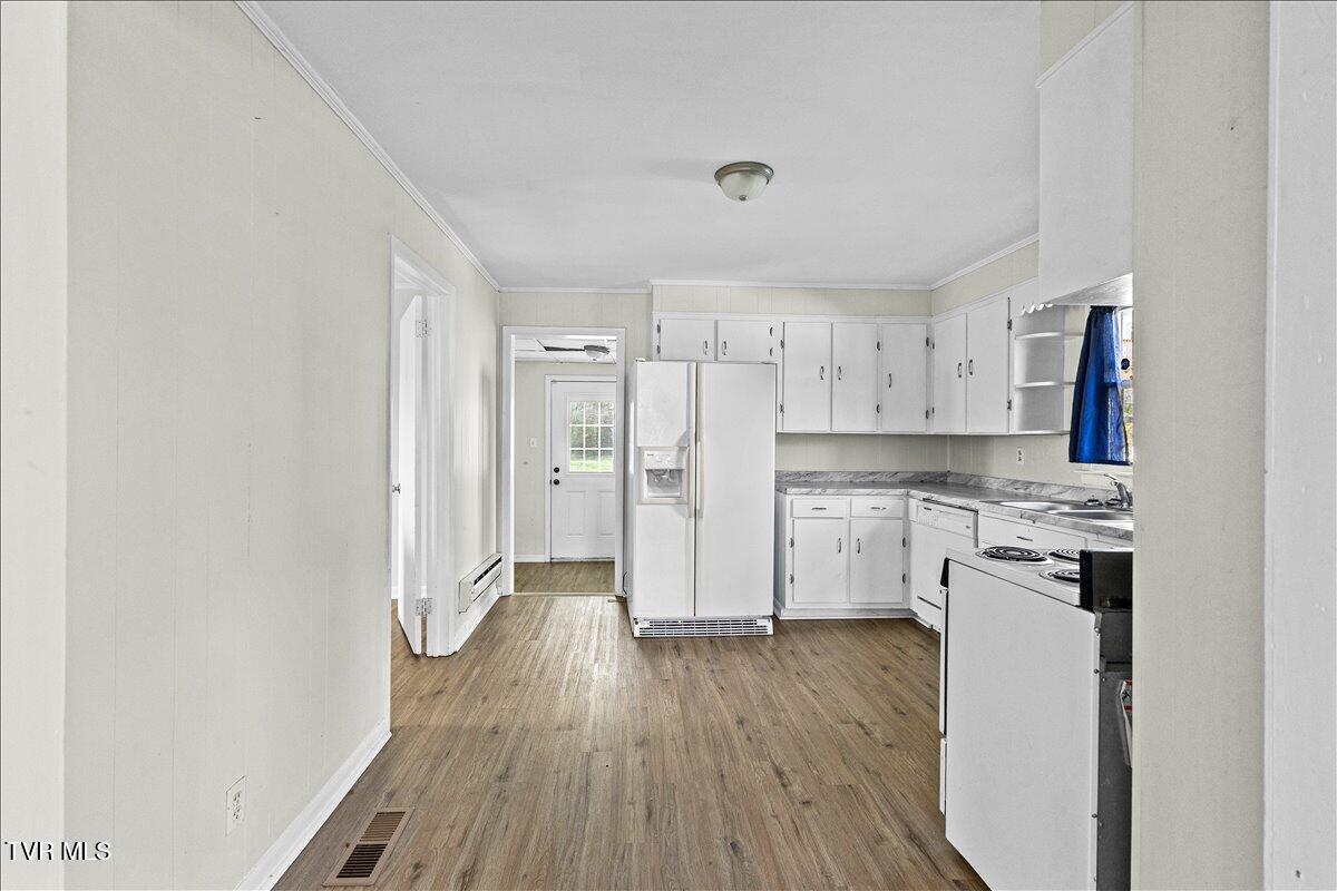 568 Old Airport Road Bristol, VA 24201 - Photo 12 of 32 10-128A0639