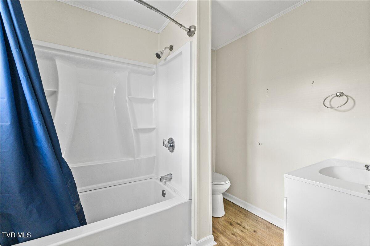 568 Old Airport Road Bristol, VA 24201 - Photo 18 of 32 16-128A0658