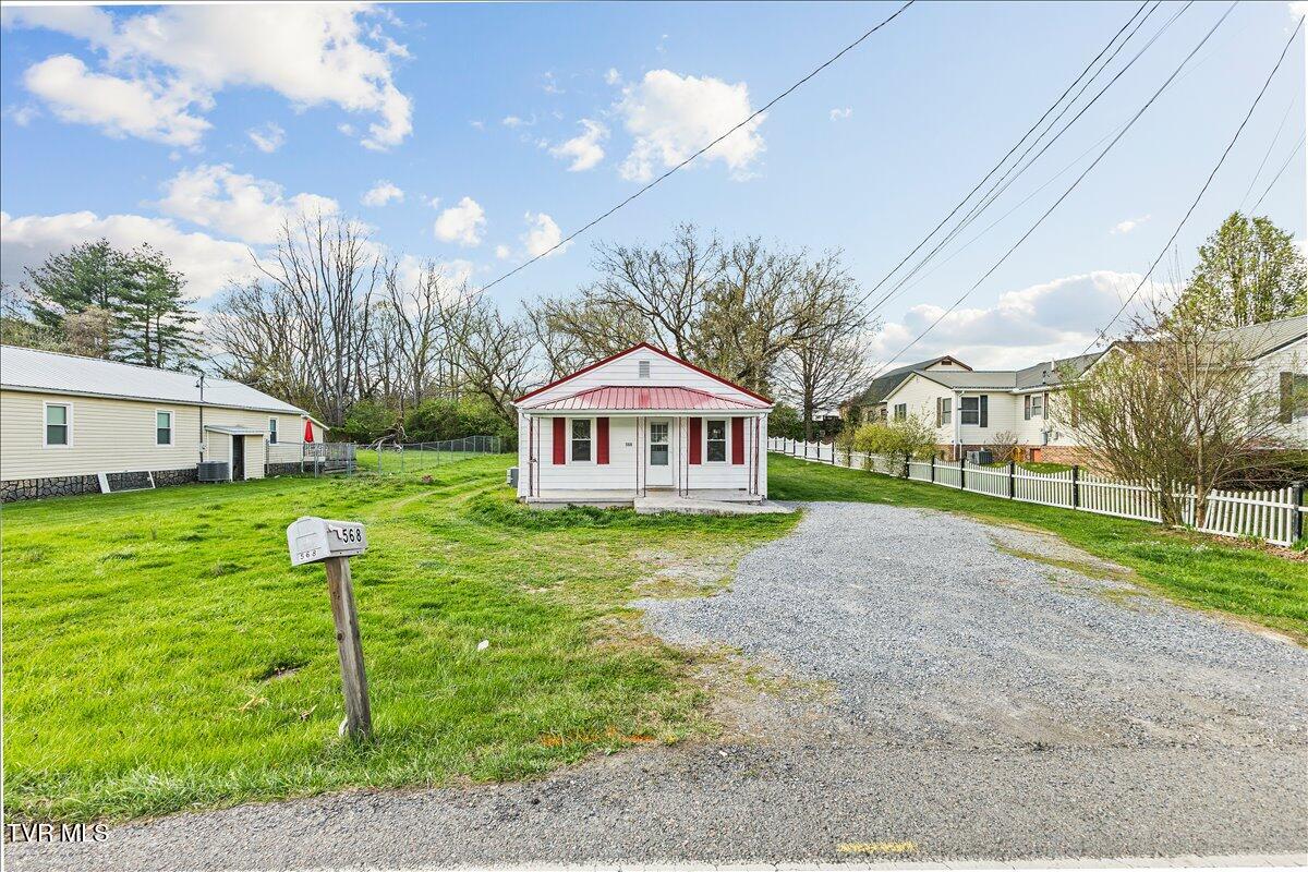 568 Old Airport Road Bristol, VA 24201 - Photo 6 of 32 02-128A0688-2