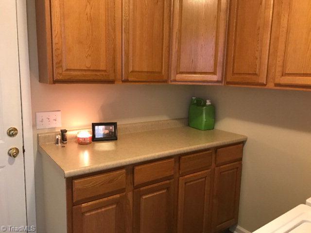 232 Appaloosa Ridge Road Wilkesboro, NC 28697 - Photo 15 of 45 Laundry Room