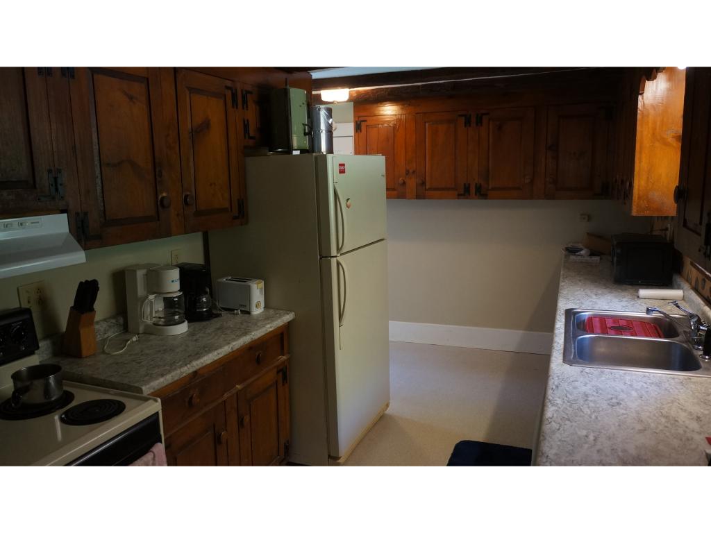 490 N Road Deering, NH 03244 - Photo 6 of 16