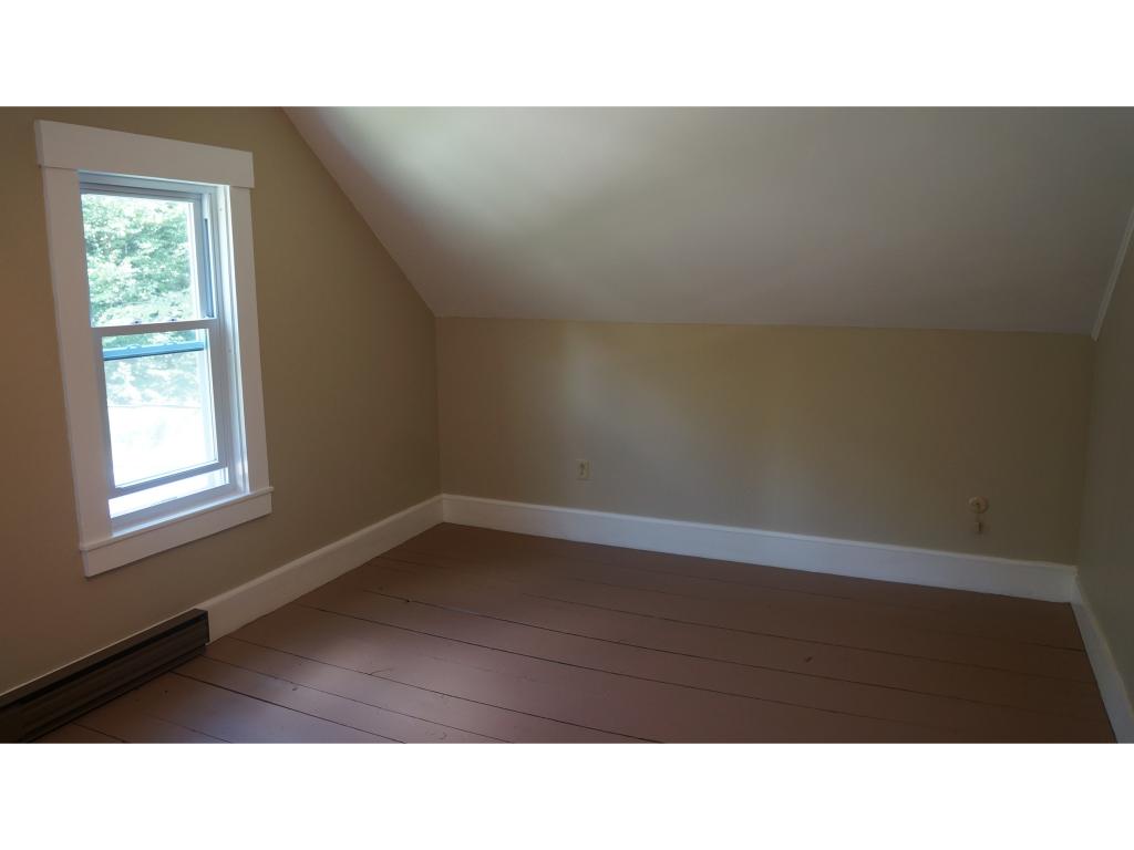 490 N Road Deering, NH 03244 - Photo 9 of 16