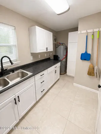 $189,900 | 3912 Juniper Street, Moss Point, MS 39563