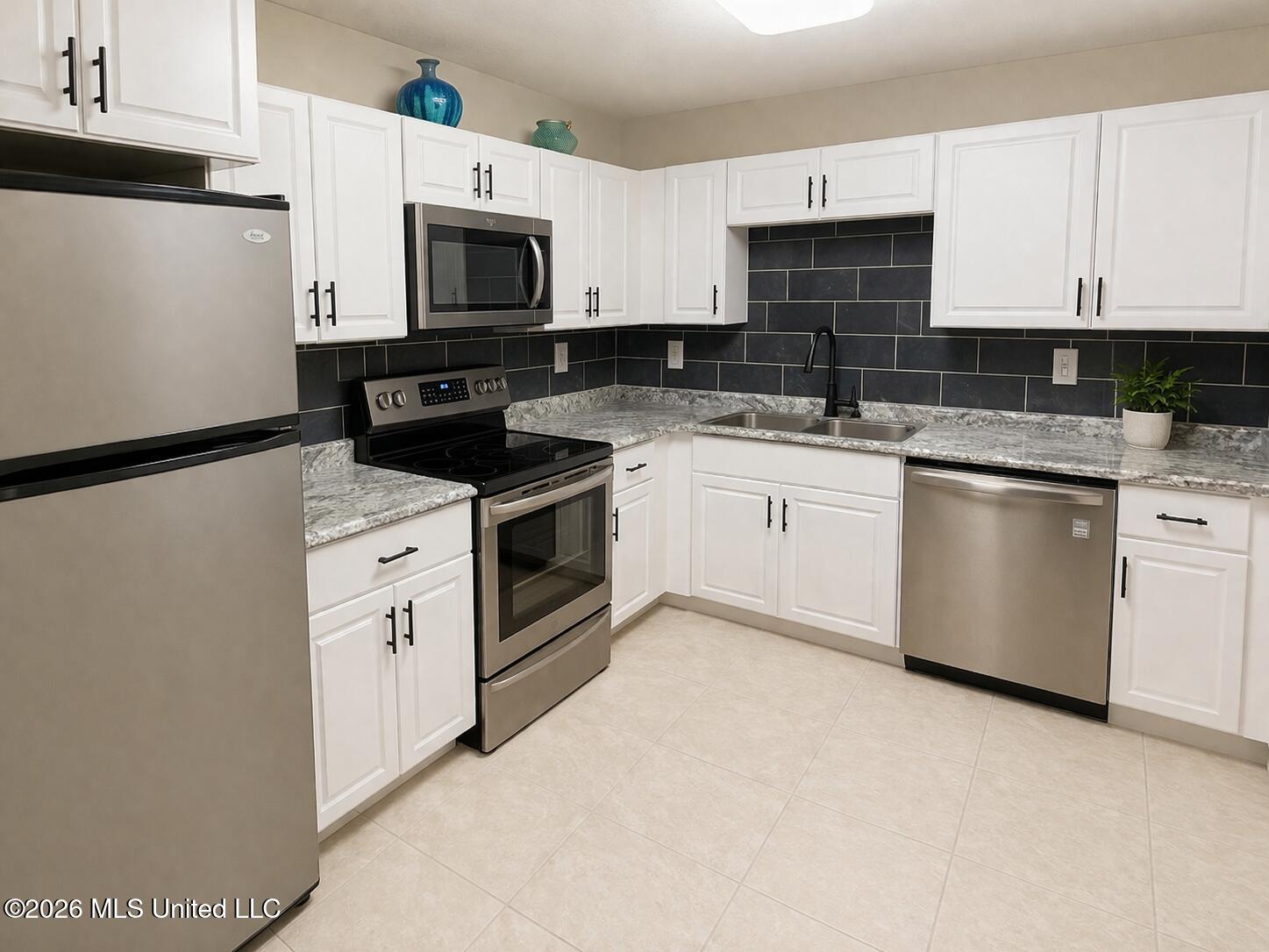 3912 Juniper Street Moss Point, MS 39563 - Photo 2 of 21 Kitchen