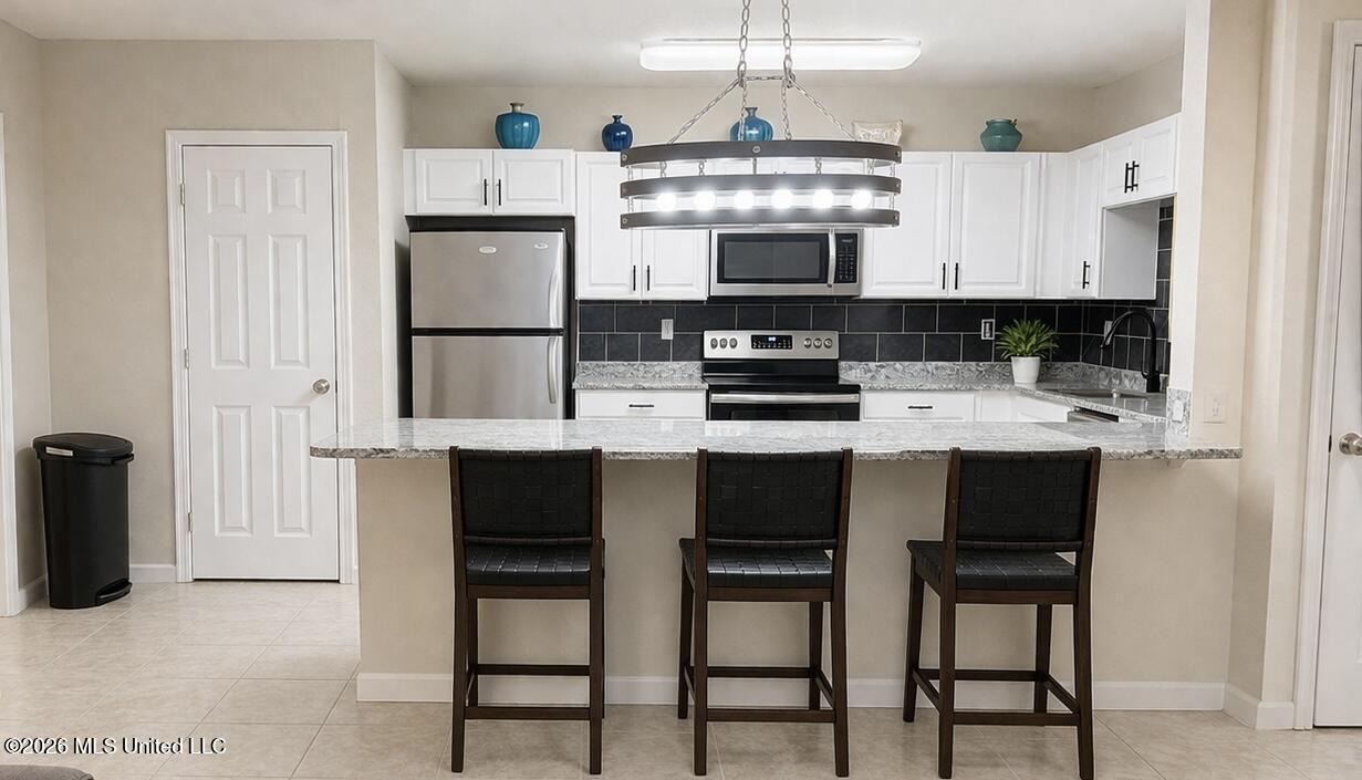 3912 Juniper Street Moss Point, MS 39563 - Photo 3 of 21 Kitchen
