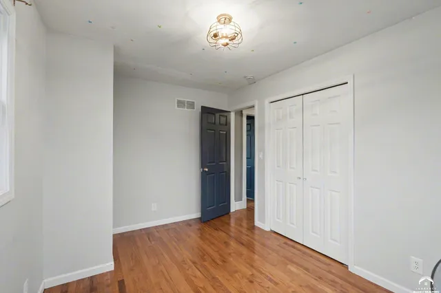 $385,000 | 72 East 1600th Road, Baldwin City, KS 66006