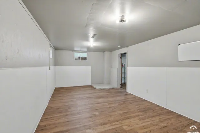 $385,000 | 72 East 1600th Road, Baldwin City, KS 66006