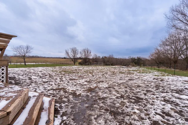 $385,000 | 72 East 1600th Road, Baldwin City, KS 66006