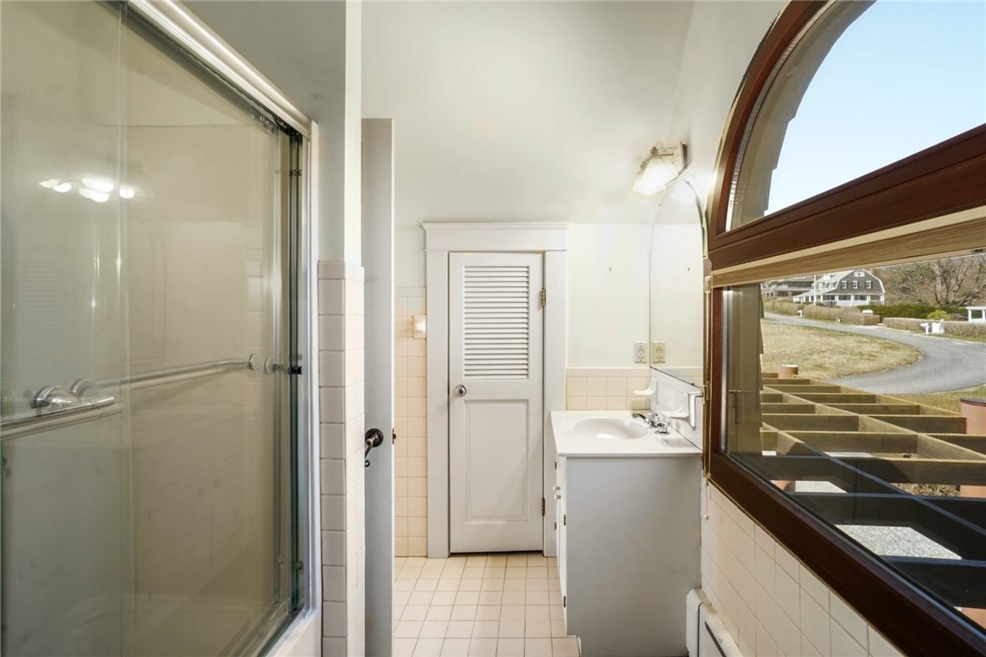 10 Emerson Road Jamestown, RI 02835 - Photo 25 of 31 Full Bath with tub and shower.