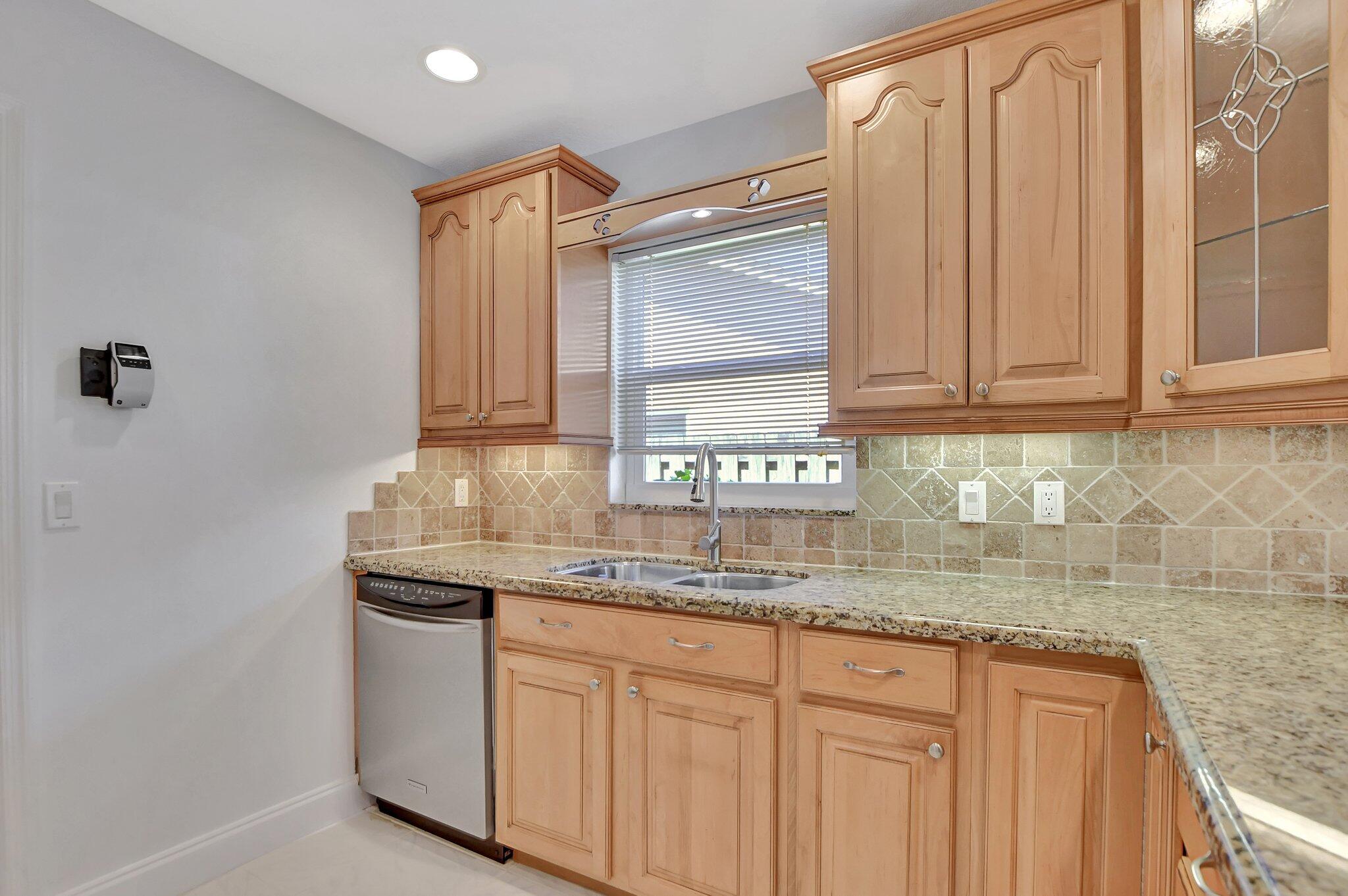 22930 Southwest 56th Avenue Boca Raton, FL 33433 - Photo 12 of 34 KITCHEN