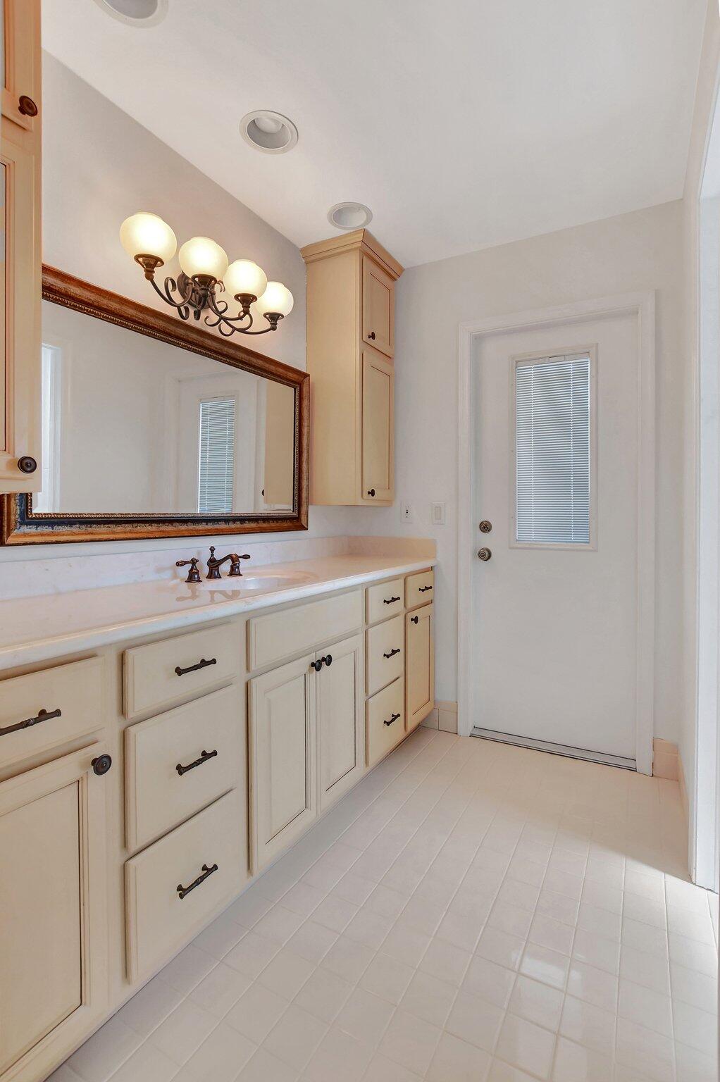 22930 Southwest 56th Avenue Boca Raton, FL 33433 - Photo 18 of 34 PRIMARY BATH ROOM
